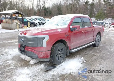 2022 Ford F-150 Lightning Lariat z USA, uszkodzony, nr VIN 1FT6W1EV6NWG09715